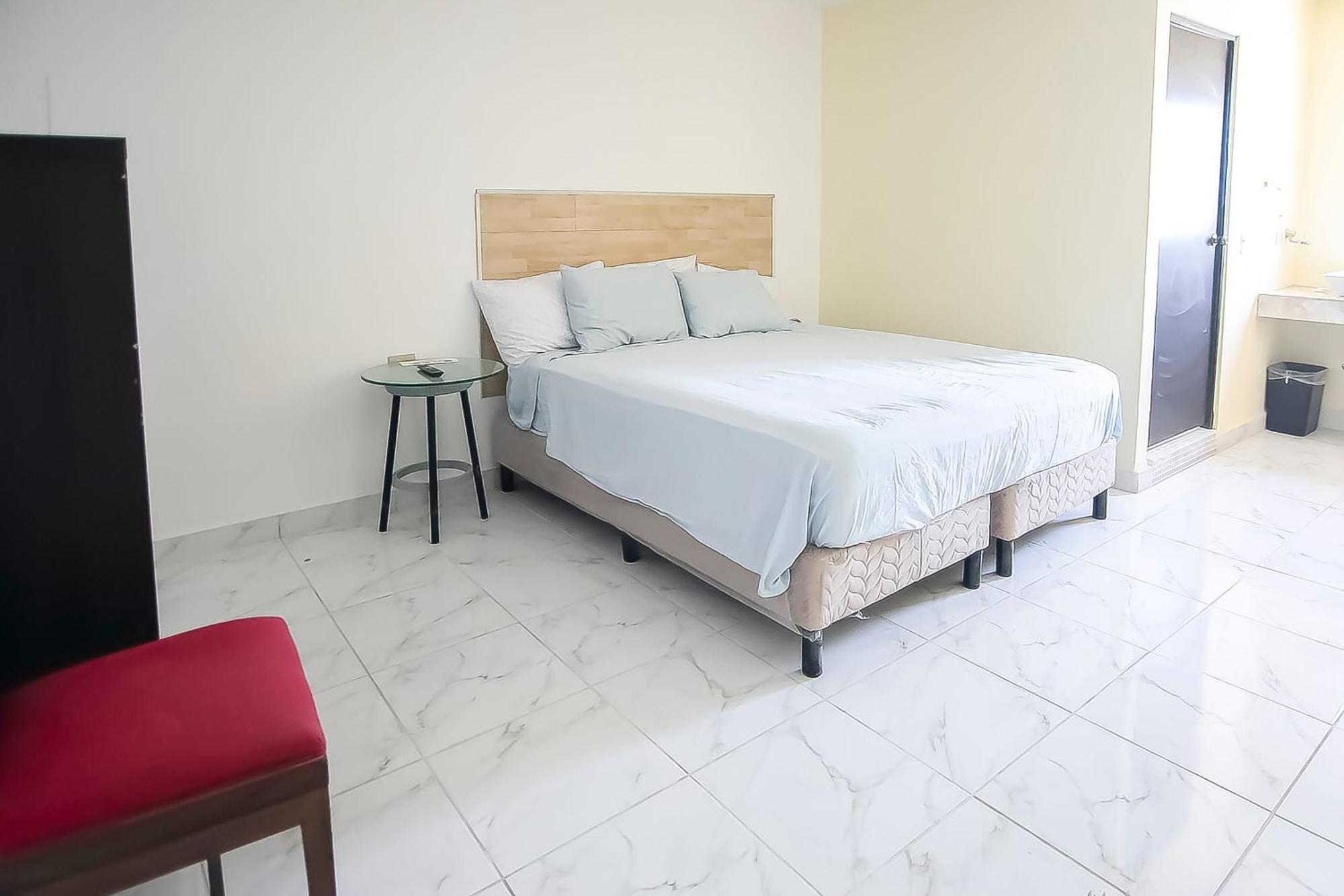 Oyo Hotel Plaza Las Torres, กาโบซานลูกัส ภายนอก รูปภาพ